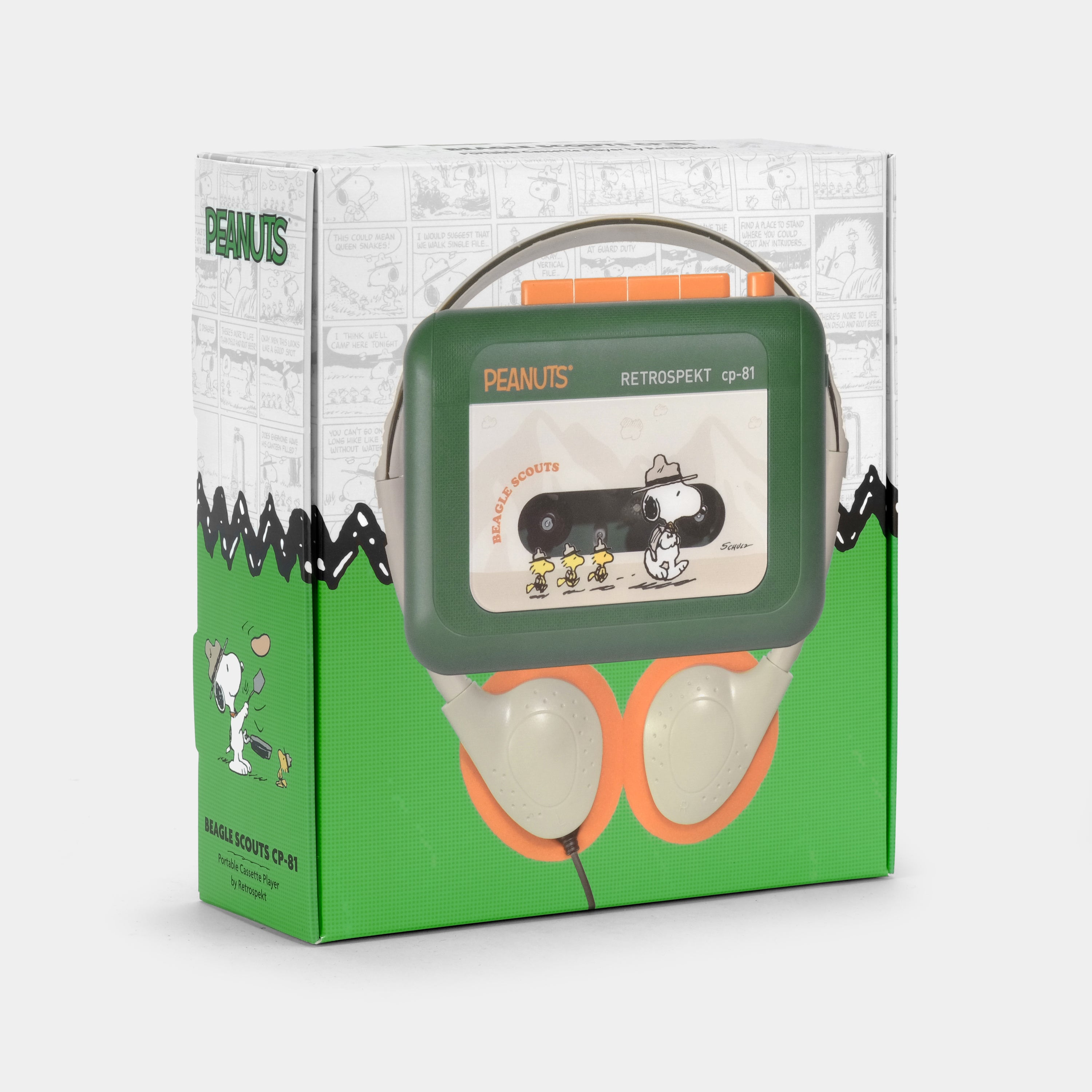 Peanuts Beagle Scouts CP-81 Portable Cassette Player