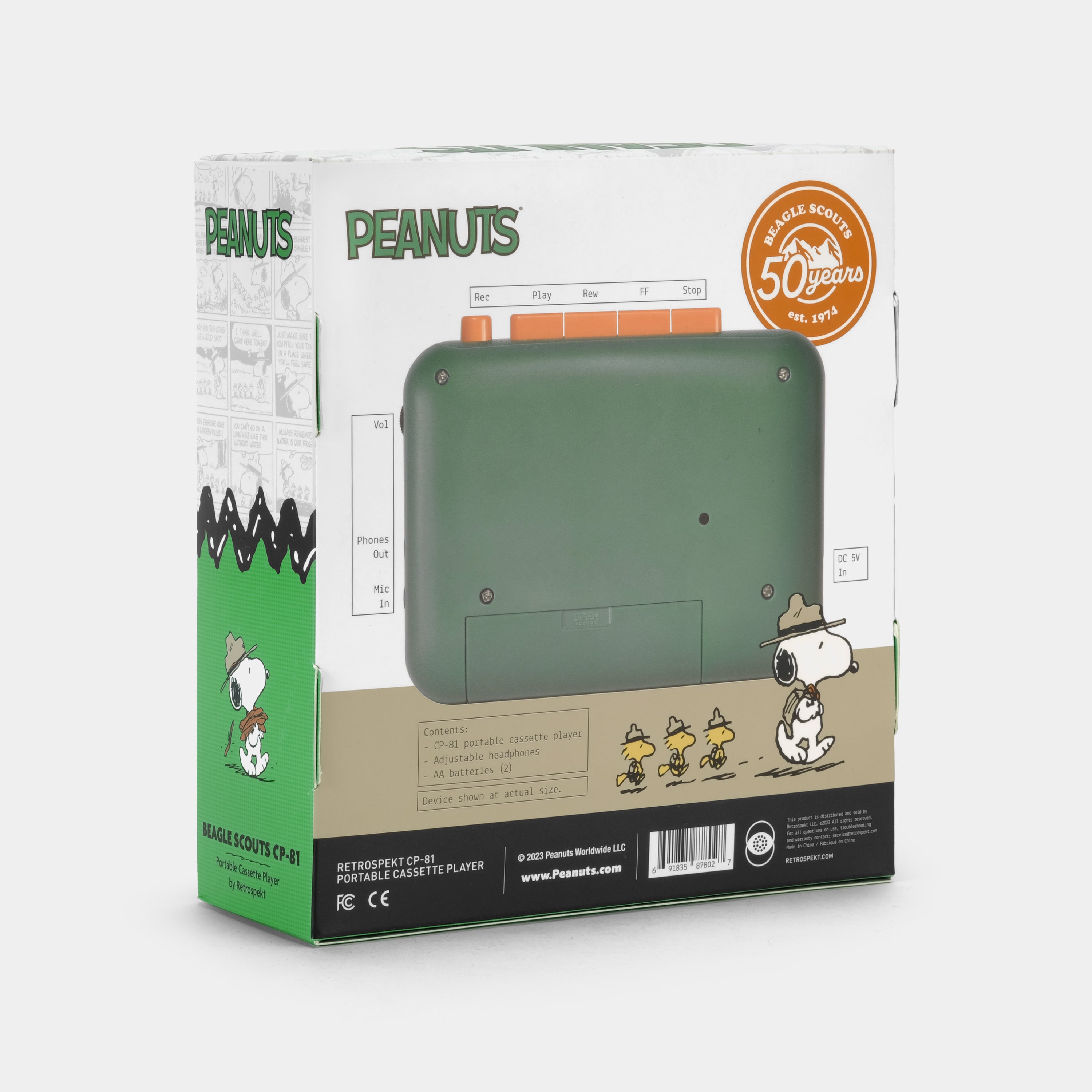 Peanuts Beagle Scouts CP-81 Portable Cassette Player