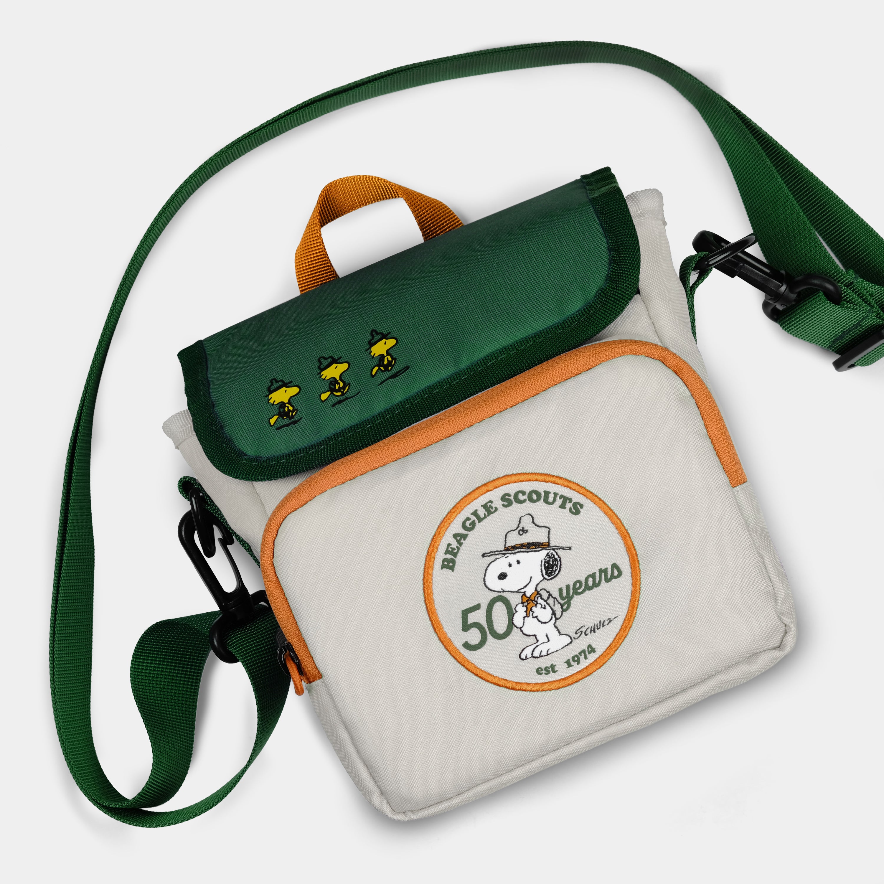 Peanuts Beagle Scouts Instant Camera Bag