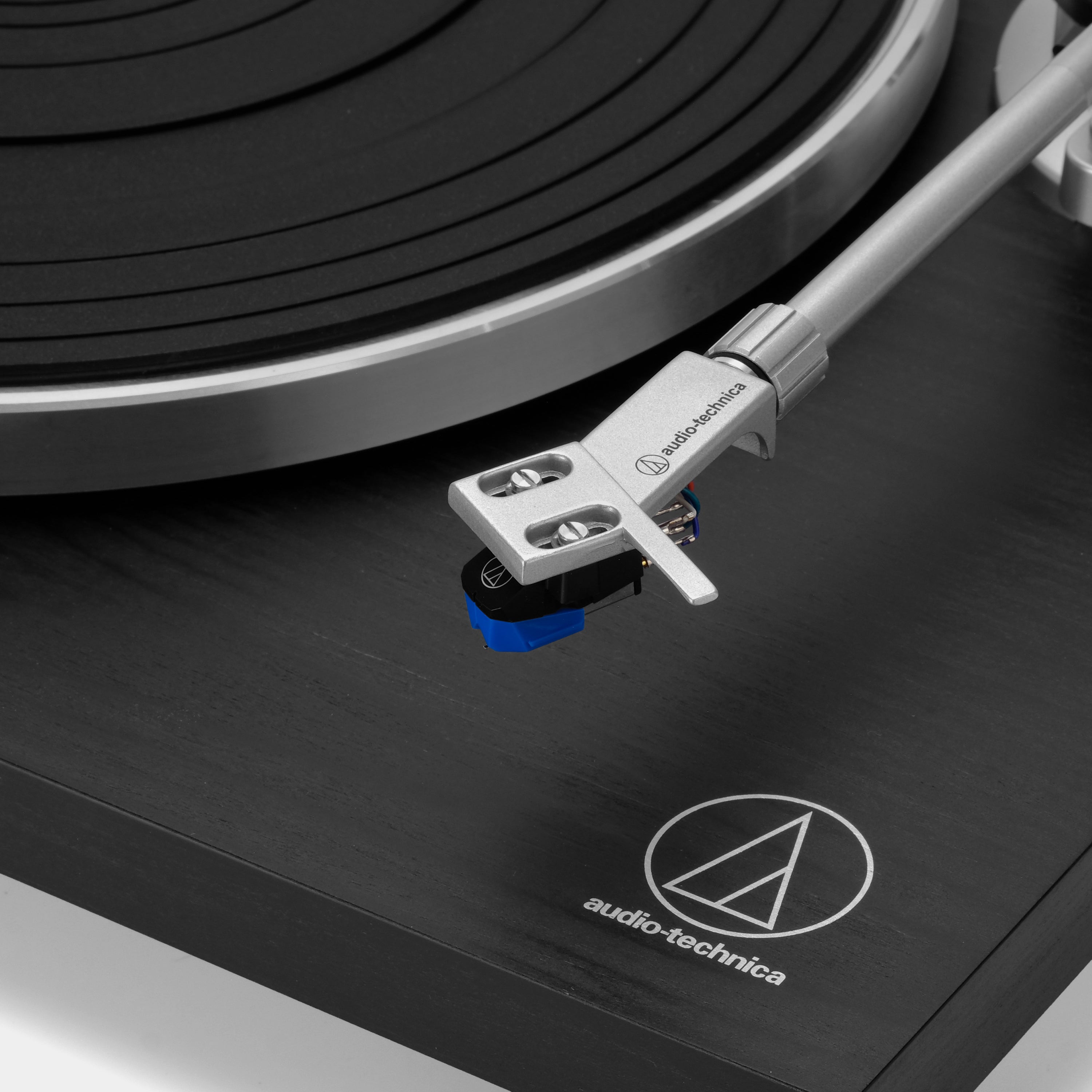 Audio Technica AT-LPW30BKR Turntable